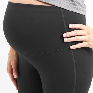 Gapfit Maternity Blackout leggings size small